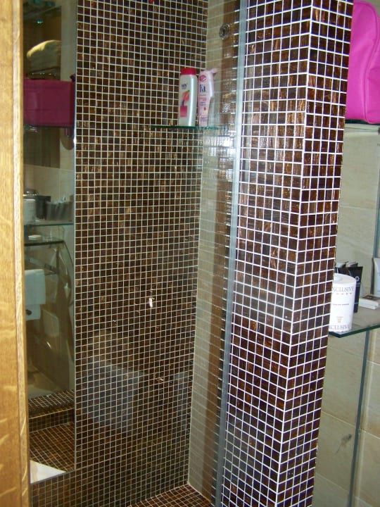 Dusche klein aber sauber Best Western Hotel Piccadilly