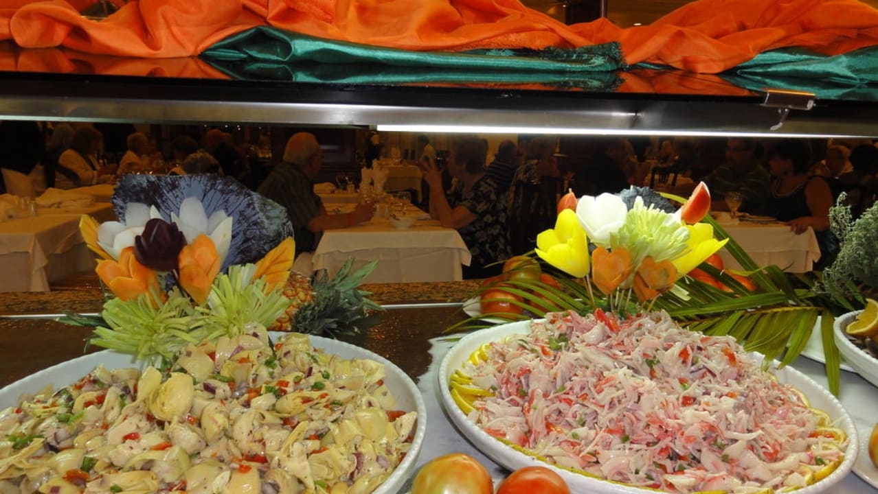 Abendbüffet immer kreativ gestaltet Hotel Riu Negril