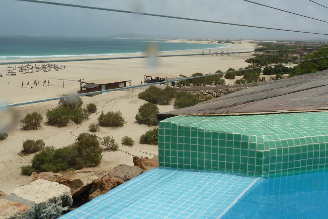 Blick vom kleinen Pool Richtung Strand VOI Praia De Chaves Resort