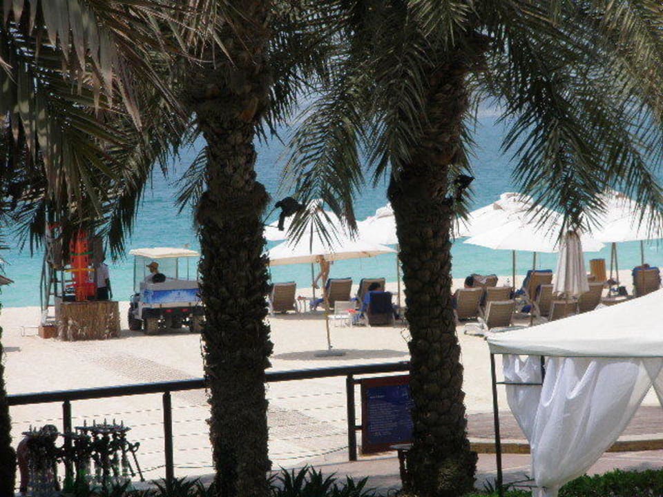 Blick zum Strand Hilton Dubai Jumeirah