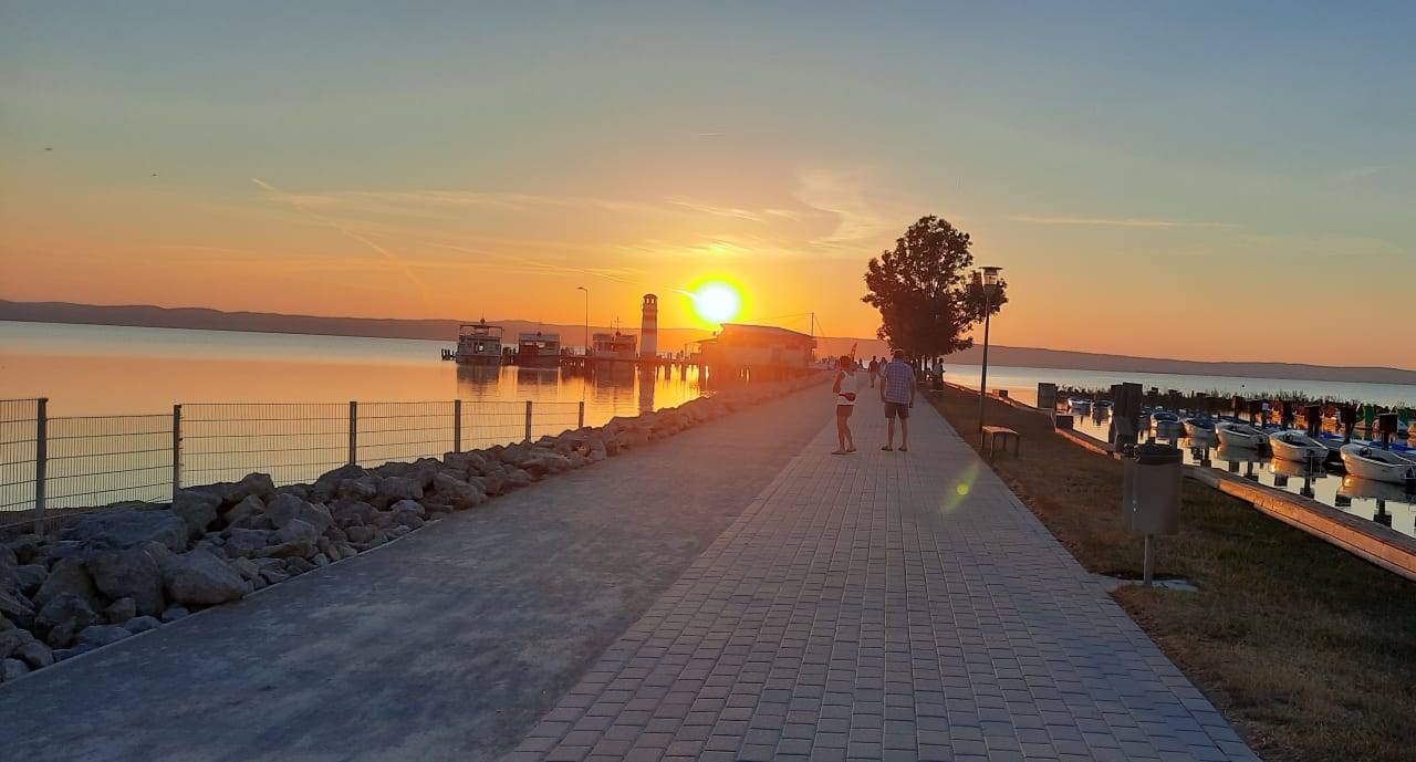 Strand Hotel Seewirt & Attila