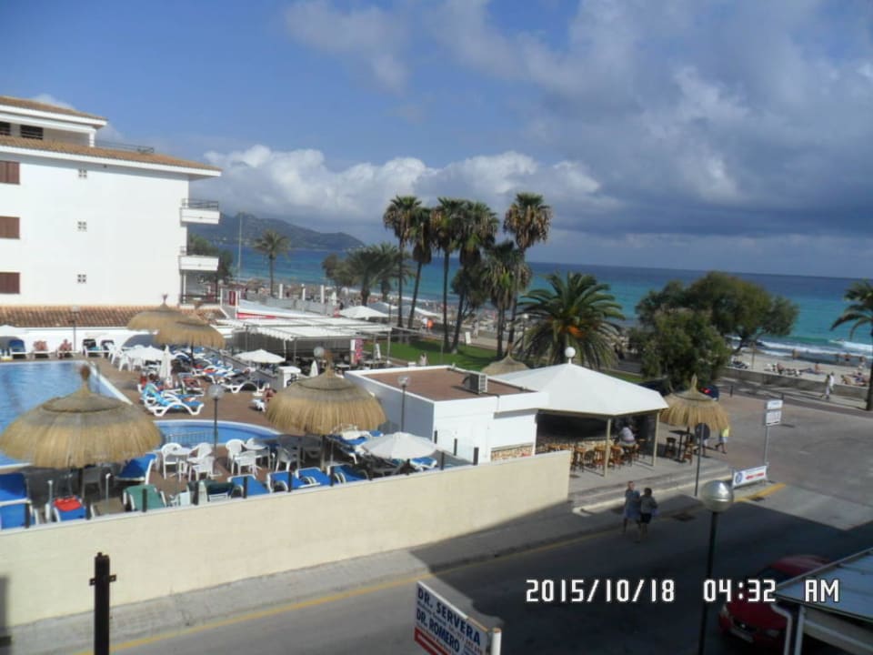 Blick vom Nebengebäude R2 Veronica Beach Hotel