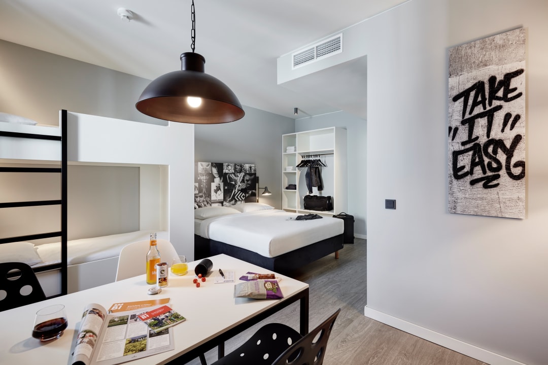 Zimmer LÉGÈRE EXPRESS Bielefeld