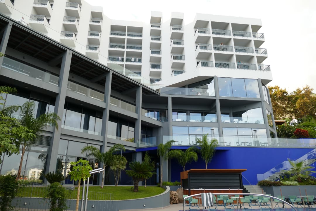 Außenansicht Hotel Baia Azul