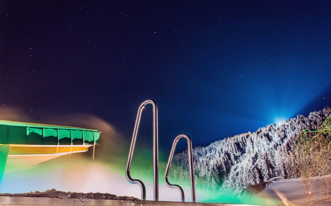 Beheizter Infinity Panoramapool  Hotel Bacher Asitzstubn