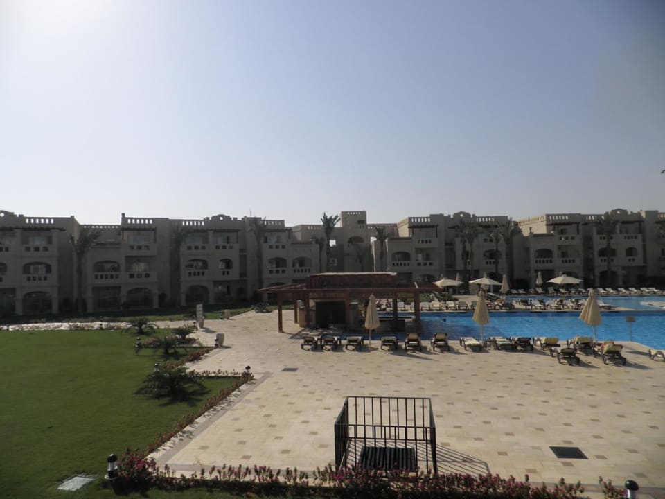 Poolbar ist leider noch nicht ganz fertig  Rixos Sharm El Sheikh Adults Only 18 +