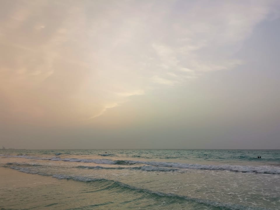 Strand Rixos Premium Saadiyat Island