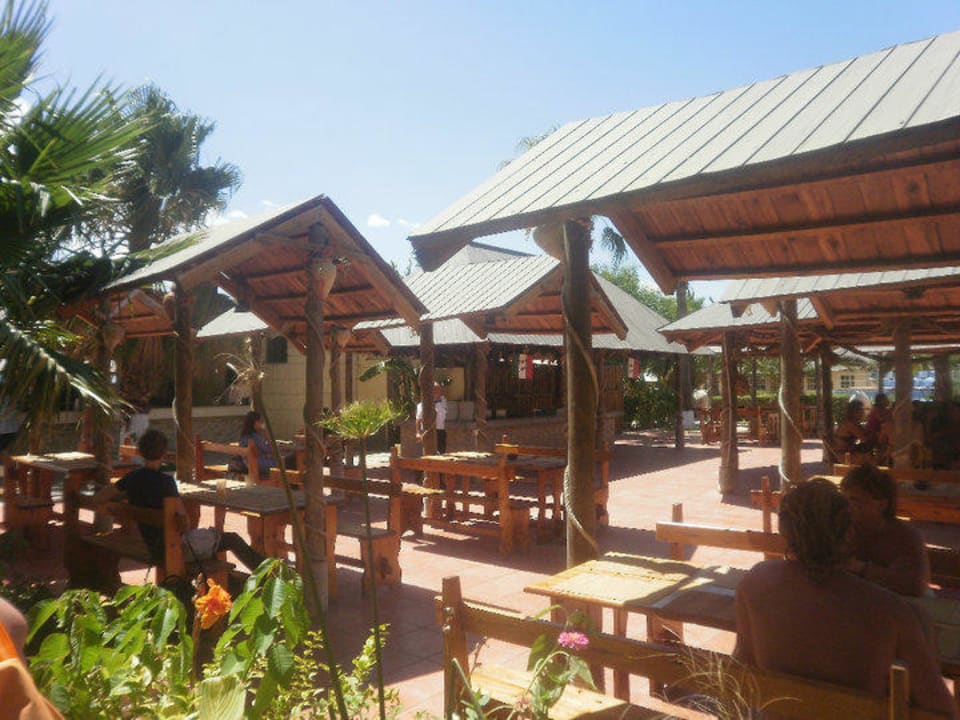 Draußen  Hotel Paradis Palace