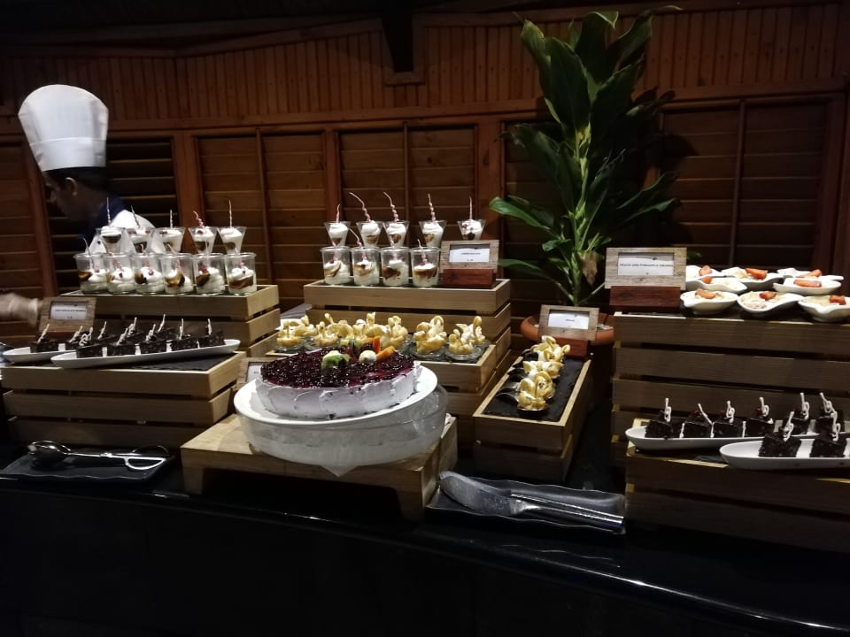 Gastro Komandoo Island Resort & Spa - Adults only