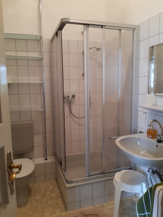 Zimmer Apartment Fliege