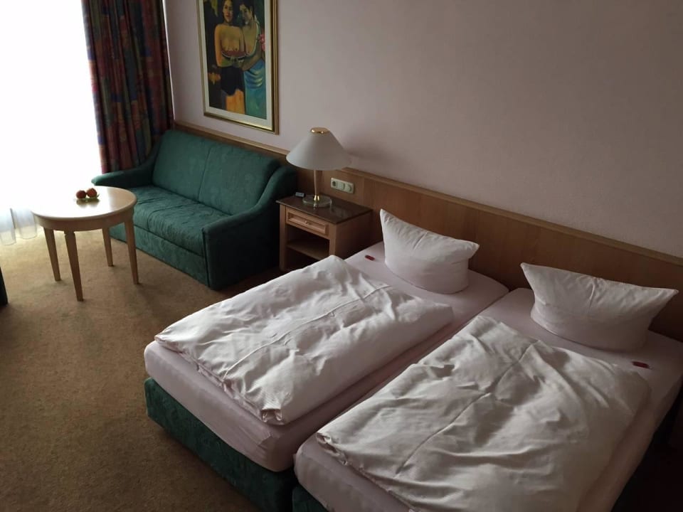 Blick ins Zimmer Amedia Hotel Leipzig