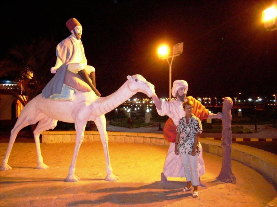 Figuren Pickalbatros Alf Leila Wa Leila Resort - Neverland Hurghada