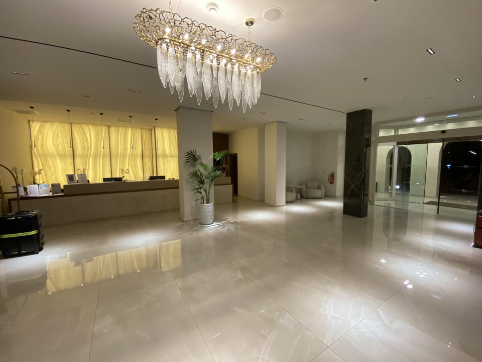 Lobby Vantaris Luxury Beach Resort