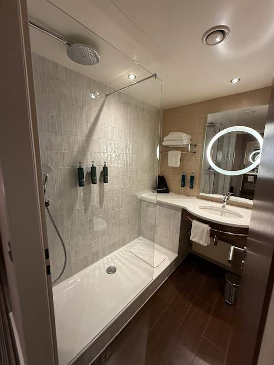 Zimmer Hilton Garden Inn Frankfurt Airport