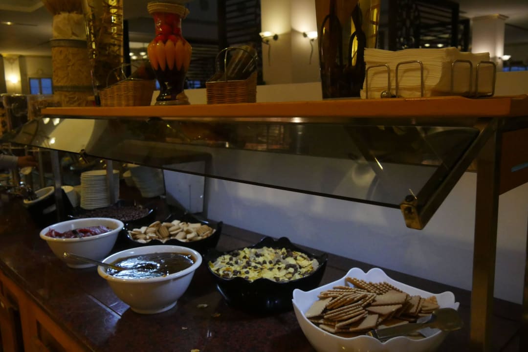 Ausschnitt vom Frühstücksbuffet im Kaya Artemis Kaya Artemis Resort