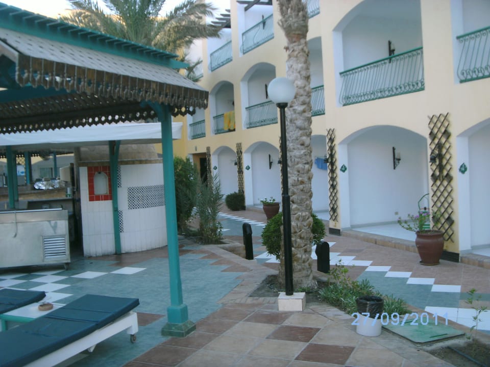 Balkone und Liegen Bel Air Azur Resort - Adults only