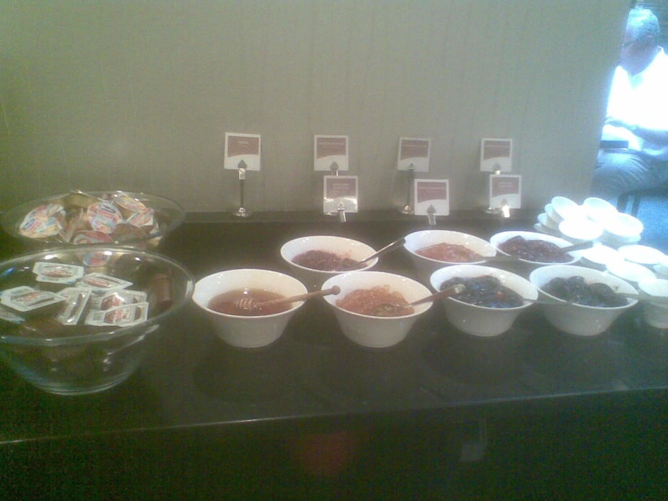 Frühstücksbuffet Swissôtel Kursaal Bern