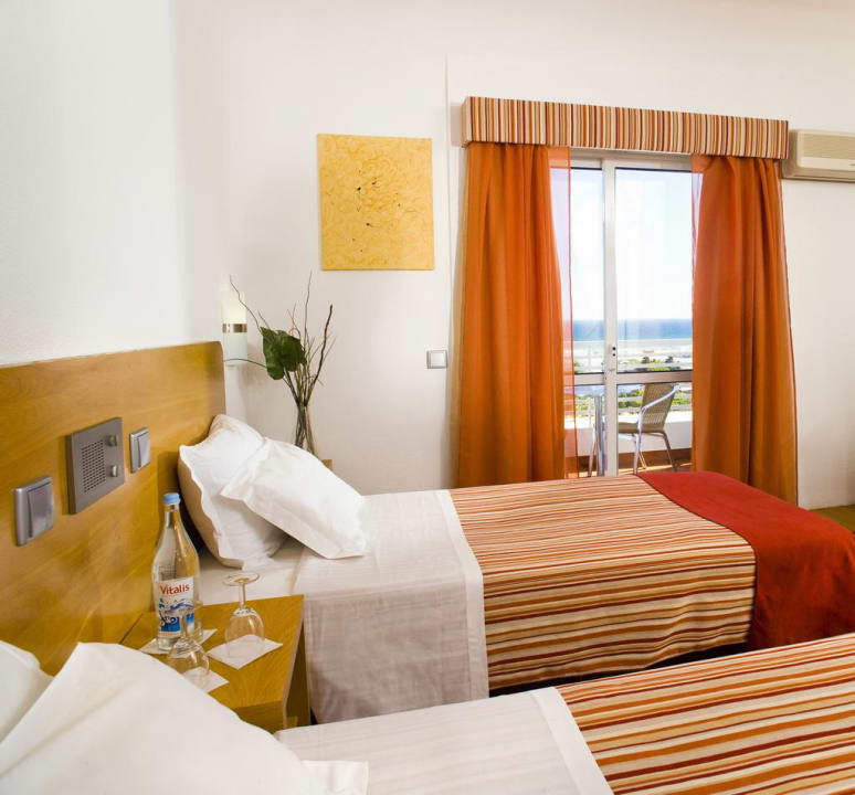 Twin Room Alcazar Hotel & Spa