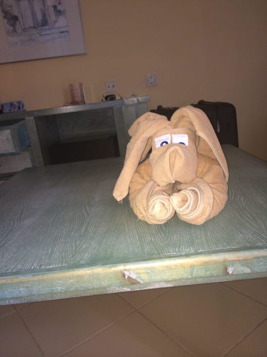 So kann man ein Handtuch auch präsentieren... super SBH Costa Calma Beach Resort