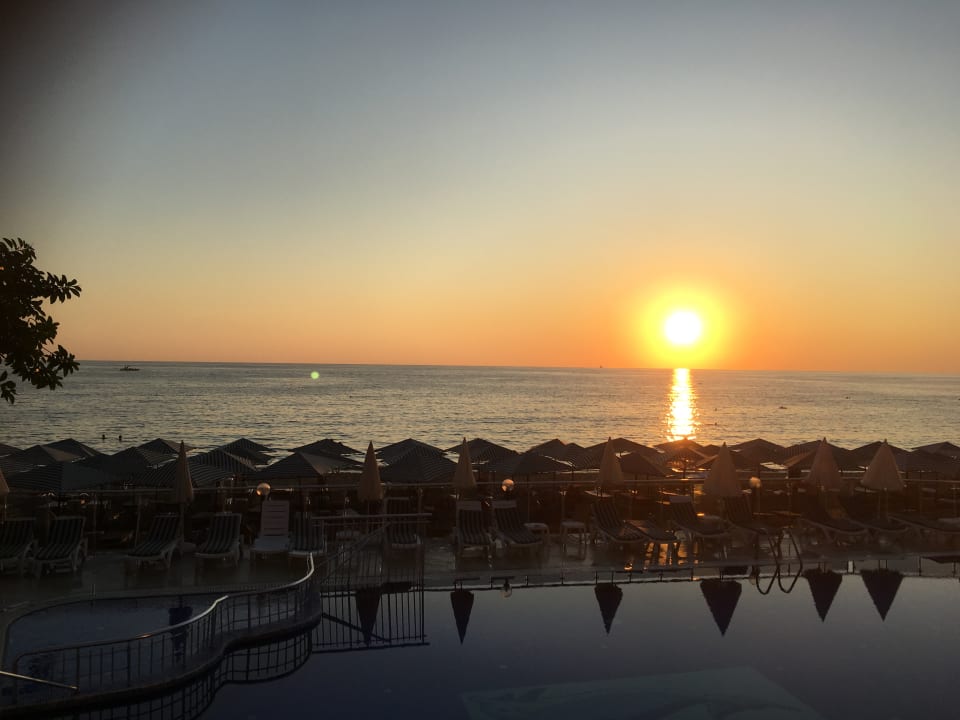 Pool Aska Hotel Just in Beach