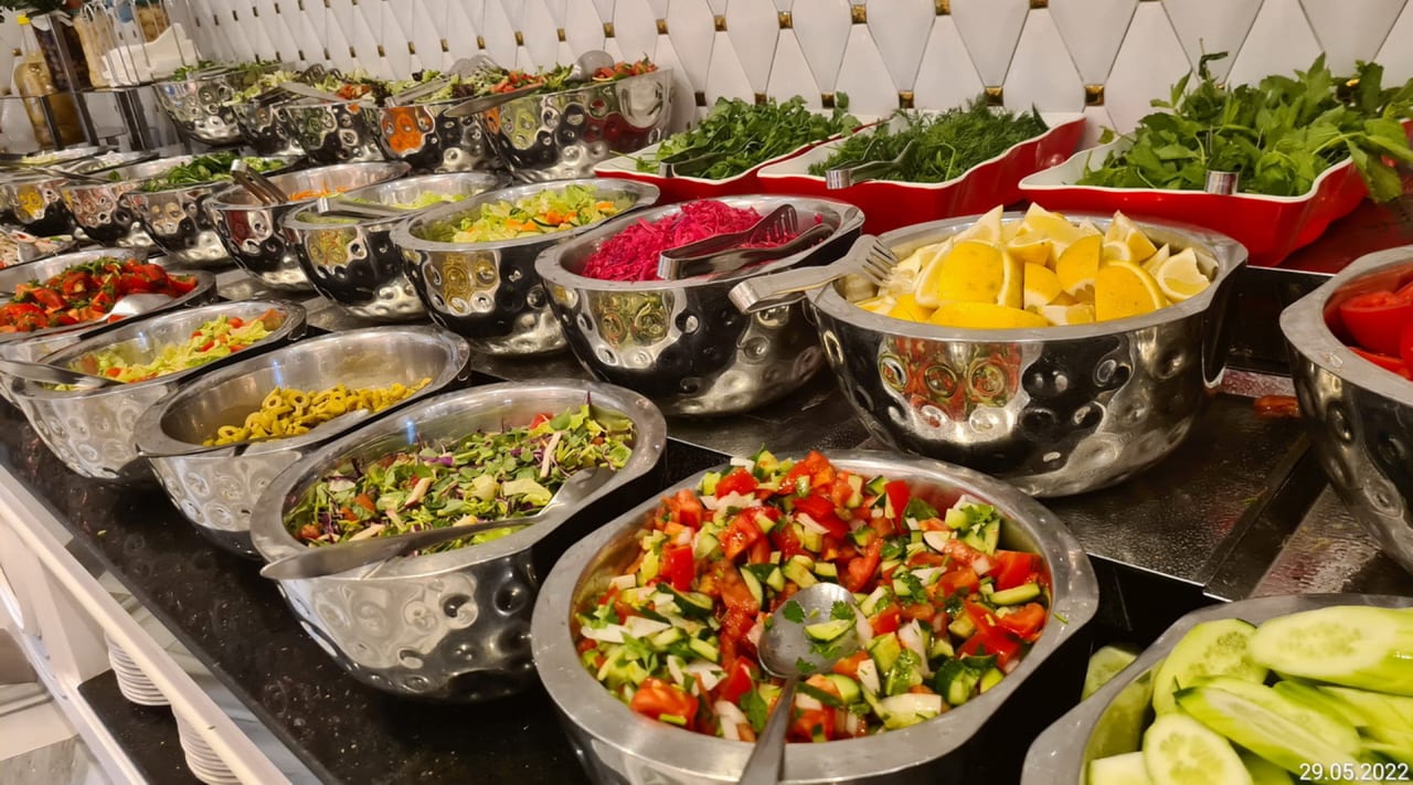 Gastro Azura Deluxe Resort & Spa Hotel