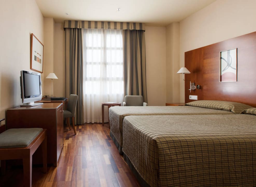 Room NH Valencia Las Artes