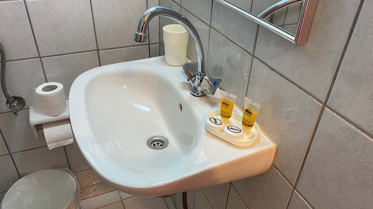 Zimmer Patras Port apartment