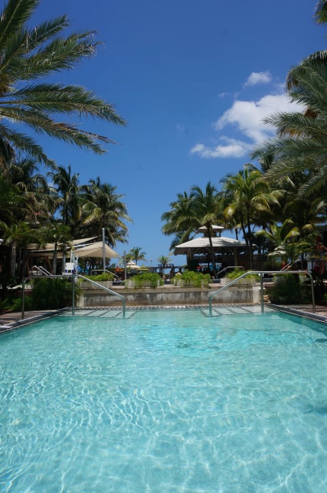 Infinity Pool Rictung Strand Hotel The National