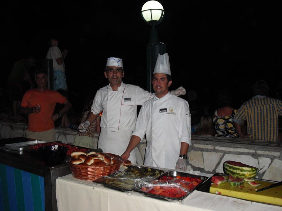 Beachparty Aska Hotel Just in Beach