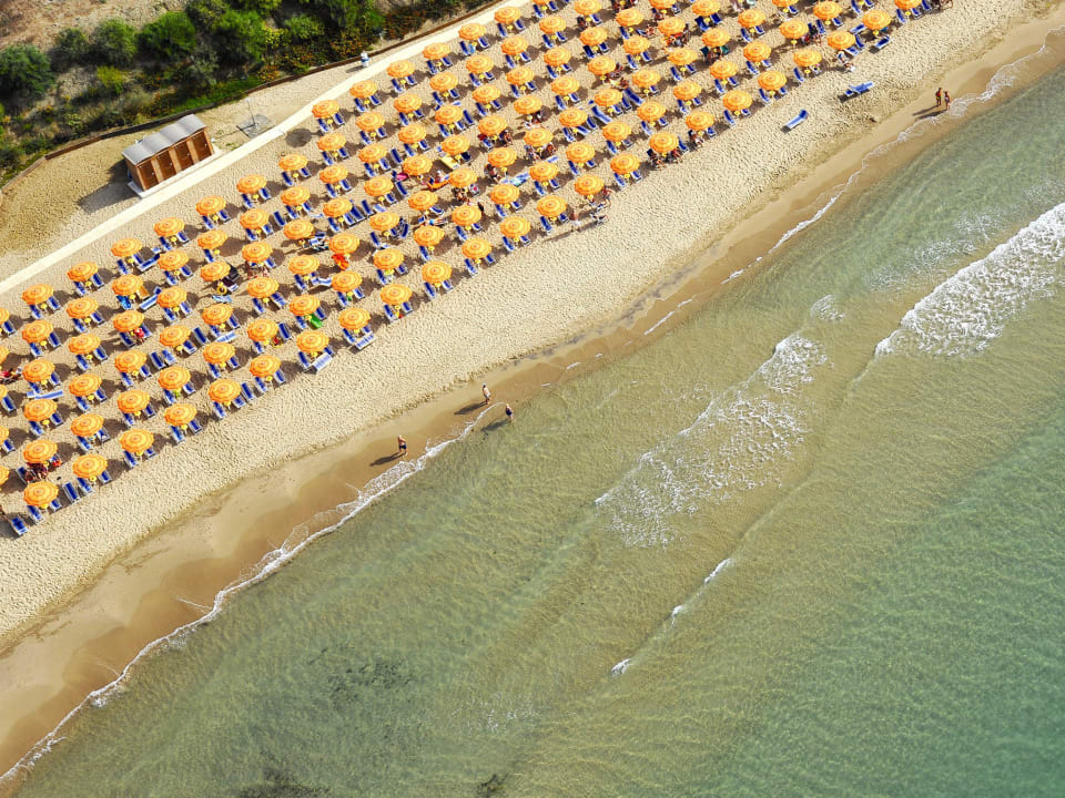 Spiaggia Serenusa Resort