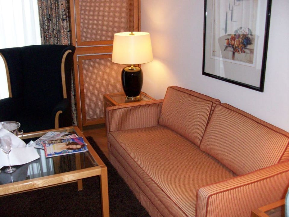 Wohnzimmer Junior Suite Steigenberger Hotel & Spa Bad Pyrmont