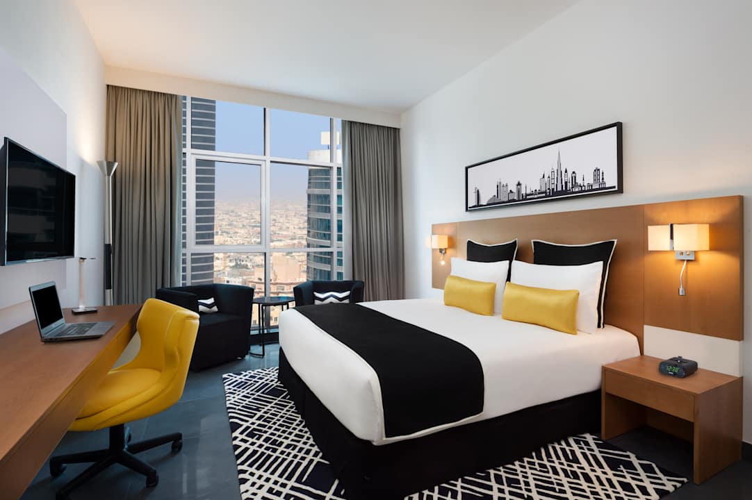Zimmer Tryp by Wyndham Dubai
