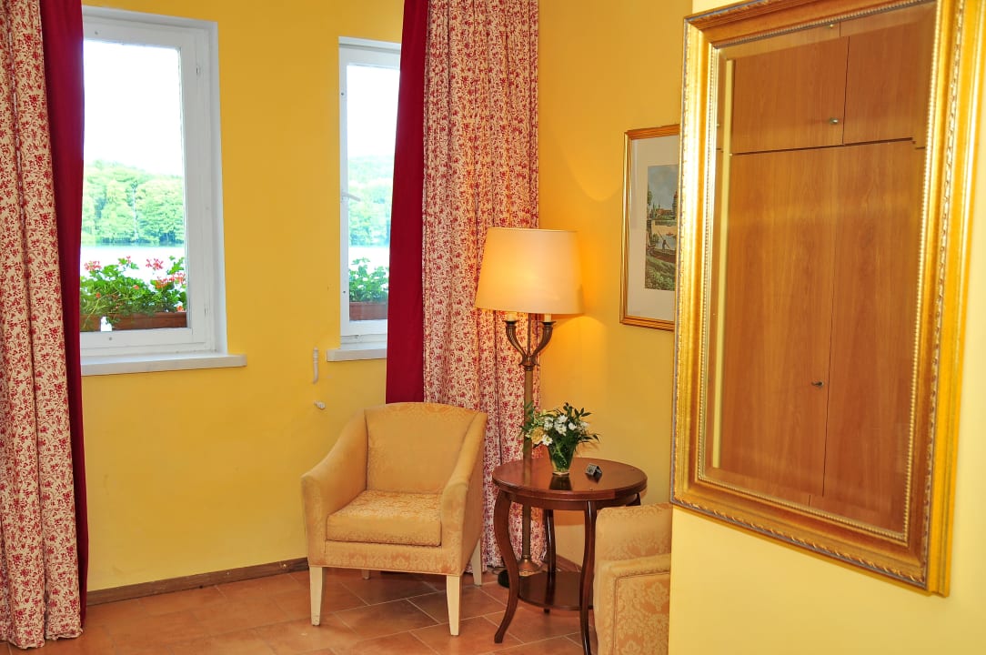 Zimmer Podzamcze - Schlosspension