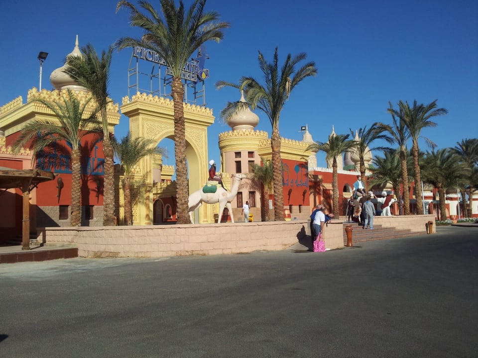 Eingangstor Pickalbatros Alf Leila Wa Leila Resort - Neverland Hurghada