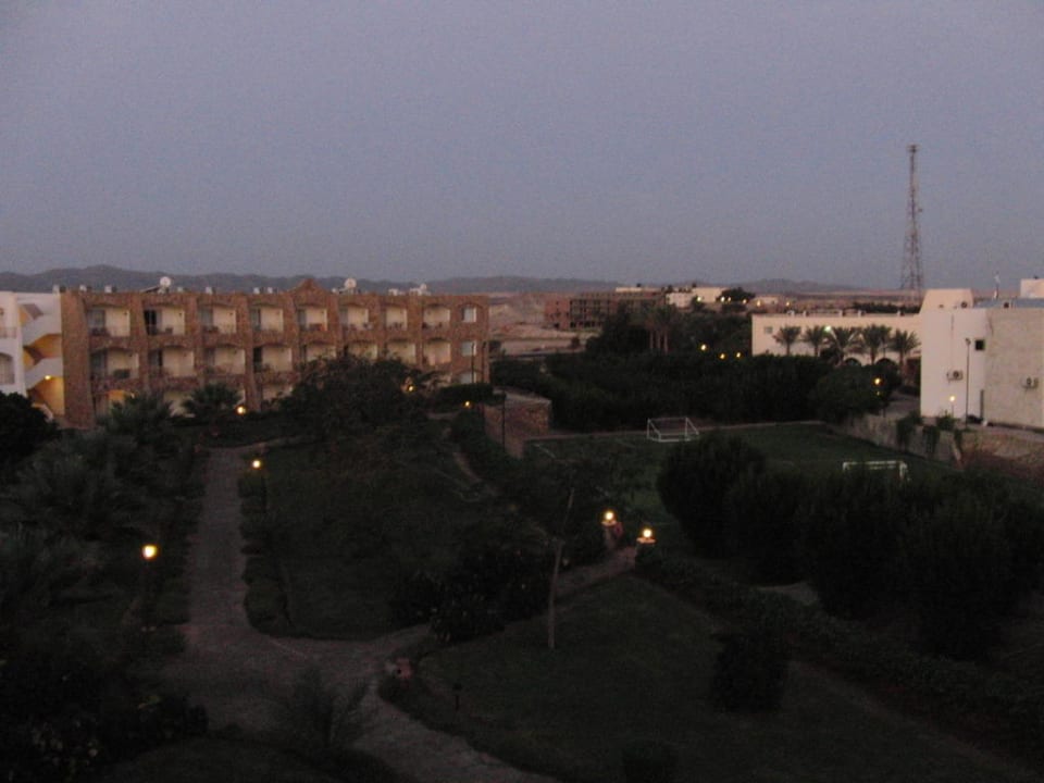 Widok z pokoju - druga strona Brayka Bay Resort