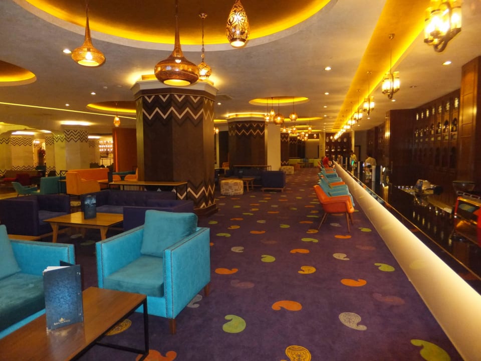 Bar Royal Taj Mahal Hotel