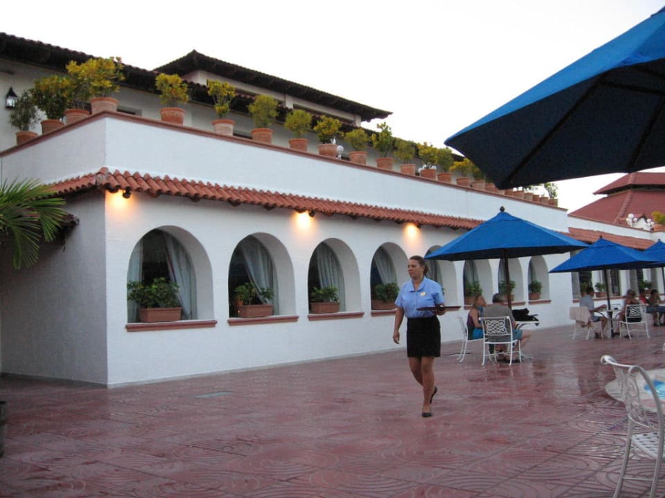 Restaurant außen Sunscape Puerto Plata