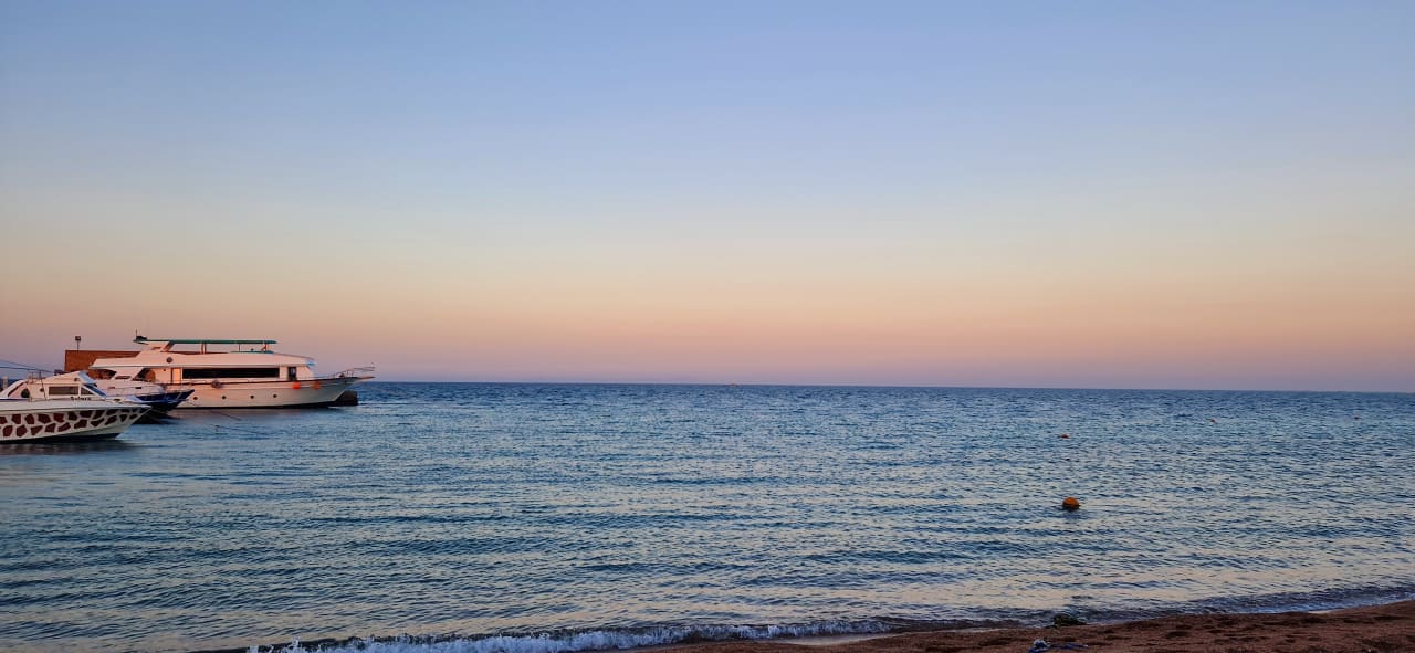 Strand Palm Beach Resort