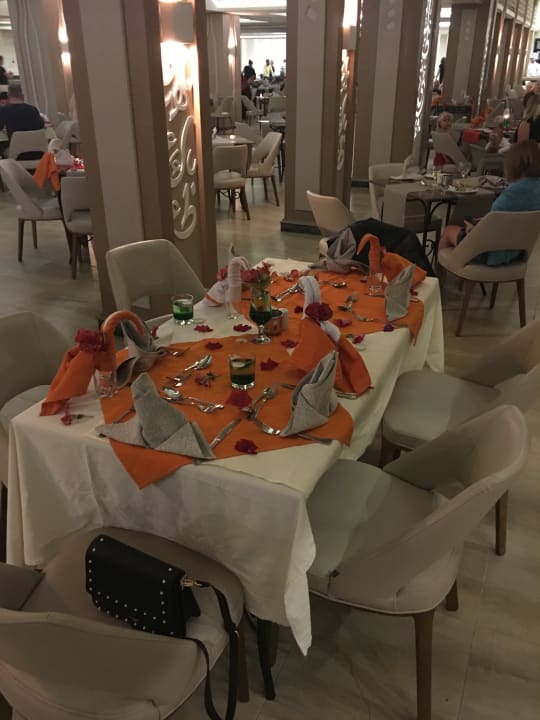 Geburtstagstisch Pickalbatros Alf Leila Wa Leila Resort - Neverland Hurghada