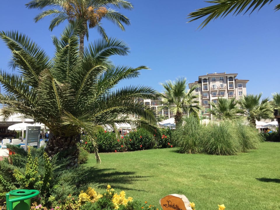 Blick auf das Haupthaus Sunis Elita Beach Resort & Spa