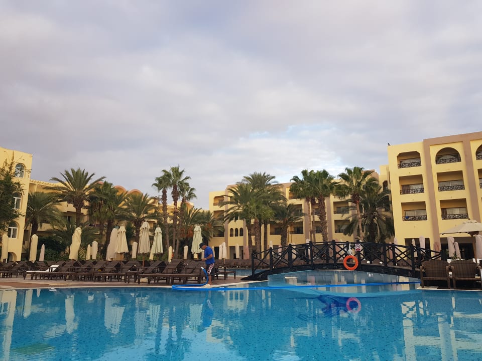 Pool Hotel Paradis Palace