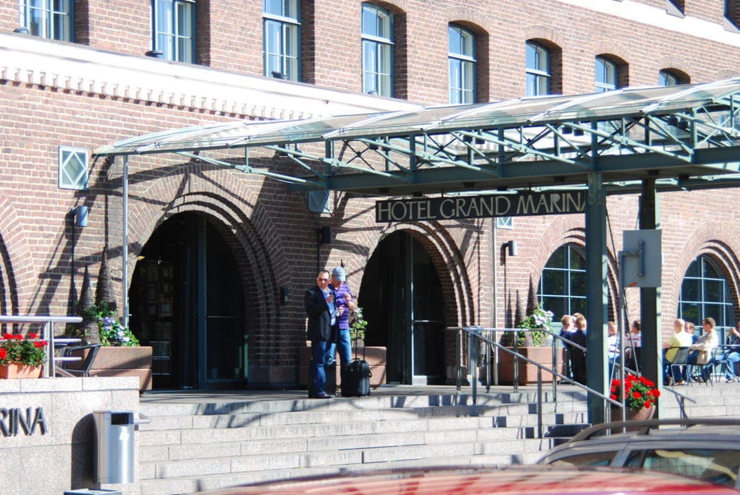 Eingangsbereich des Hotels Hotel Scandic Grand Marina