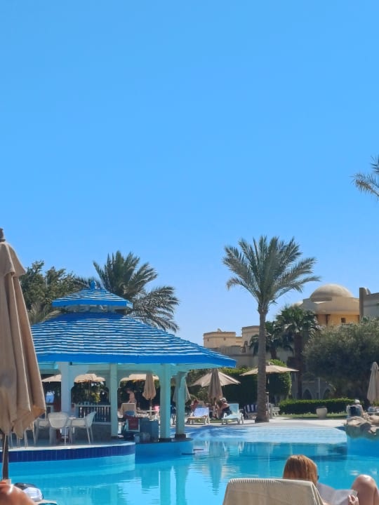 Pool Serenity Alpha Beach