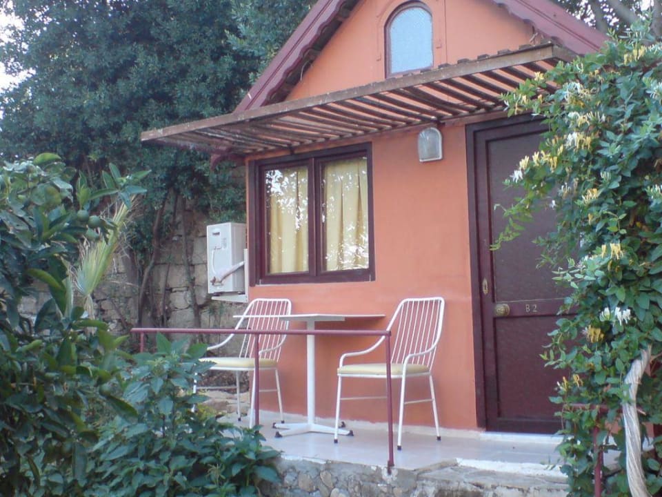 Bungalow Hotel Neptün/Neptun