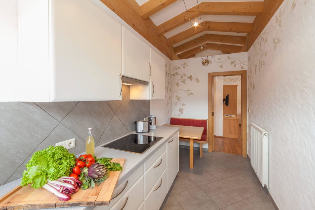 Ferienwohnung: Küche Apartments Haus zur Vogelweide