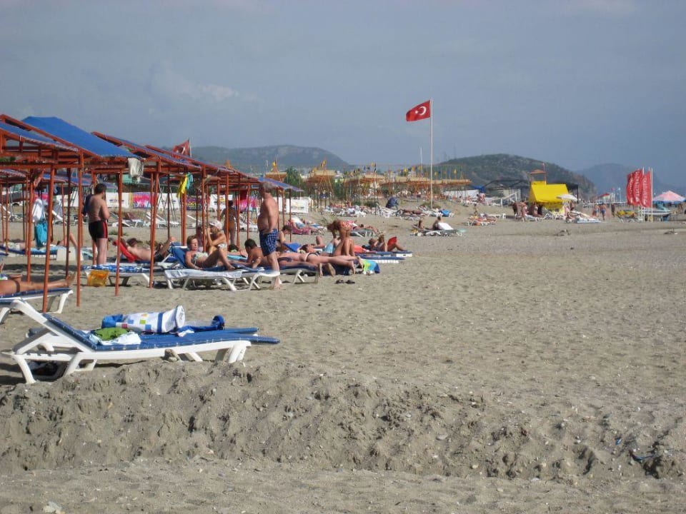 Strand Club Turtas Beach Hotel