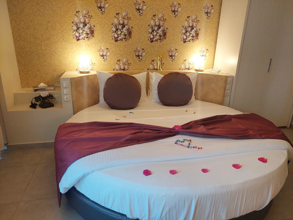 Zimmer Alexandra Golden Boutique - Adults only