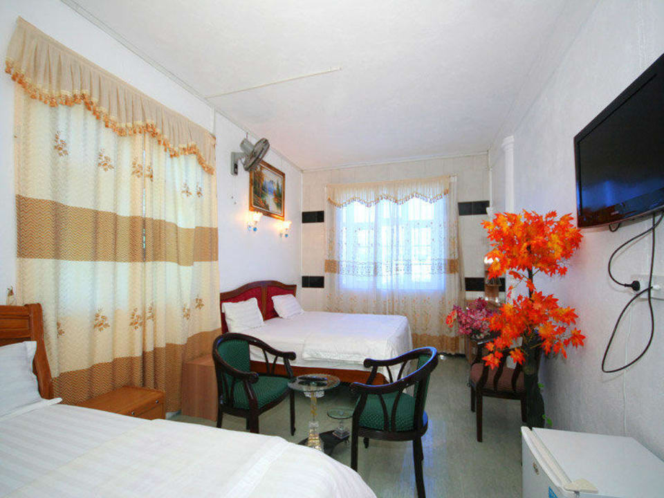 King size double bed family room Hotel 3D International Tourist Home