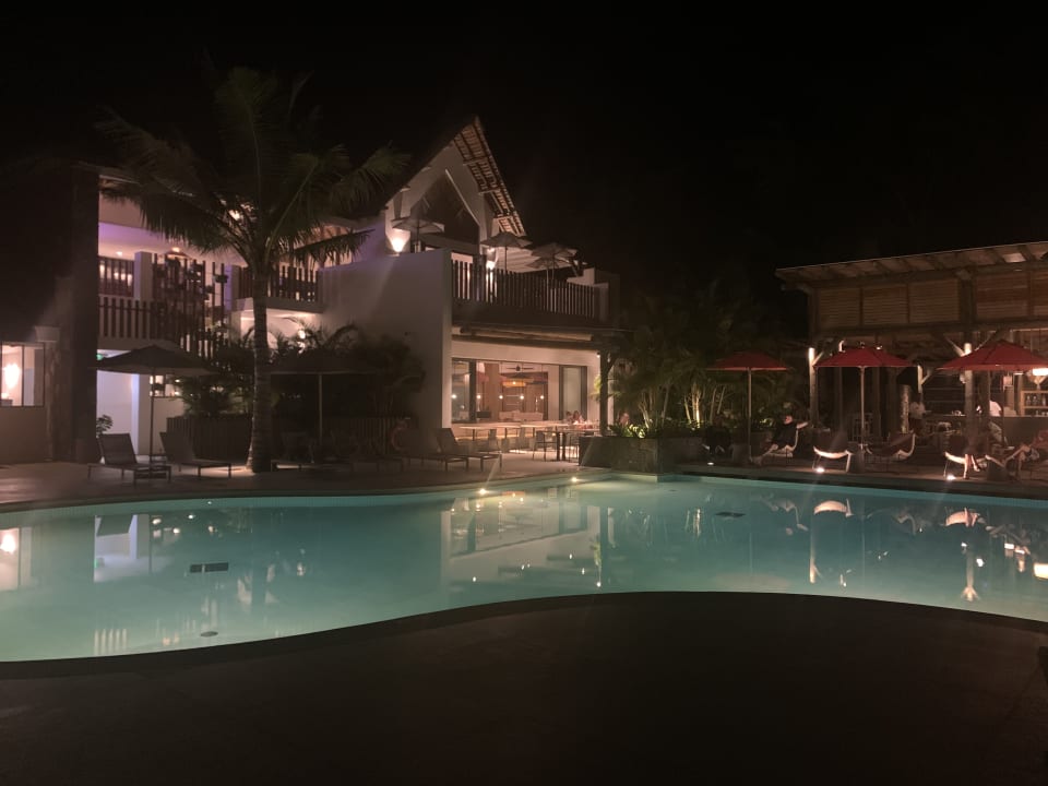 Pool Sunrise Attitude - Adults Only