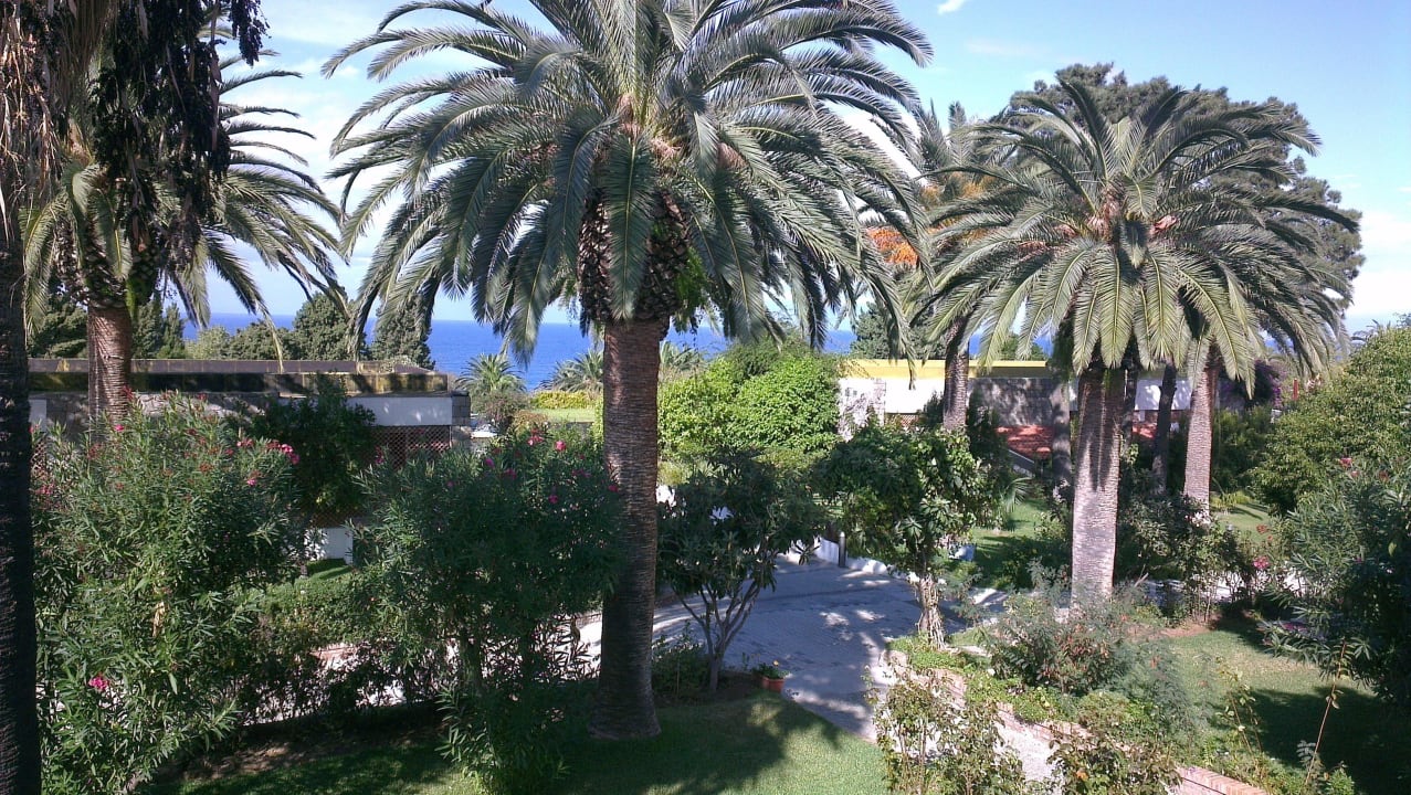 Vom Zimmer aus...tolle Gartenanlage Aldiana Club Rocca Nettuno Calabria